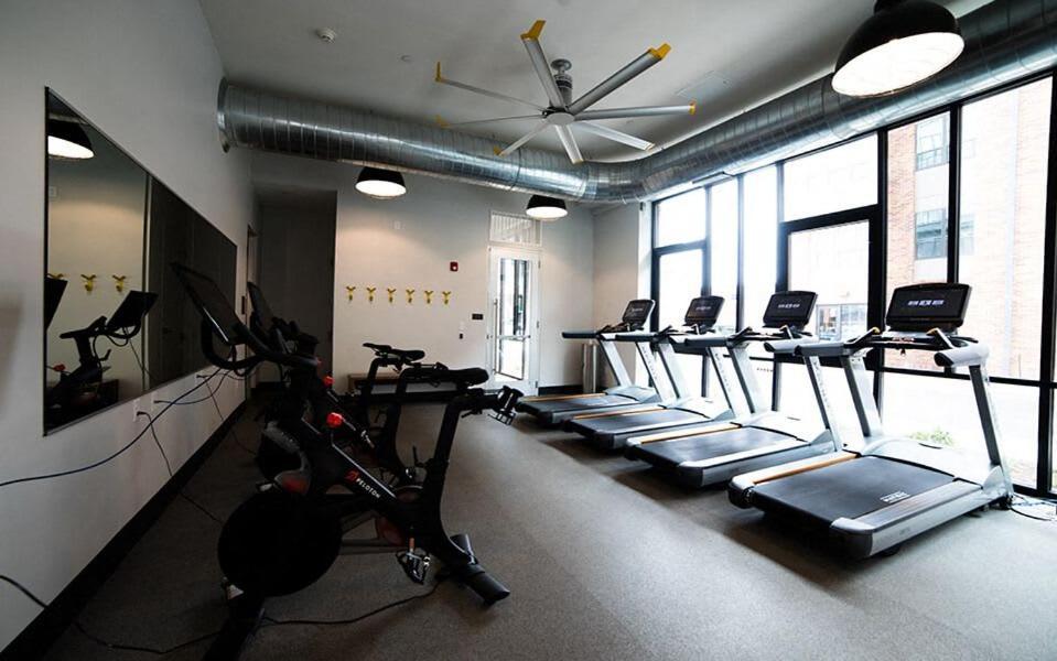 Vibrant 2Br Corner Suite And Free Parking At Cityway Indianapolis Exterior photo